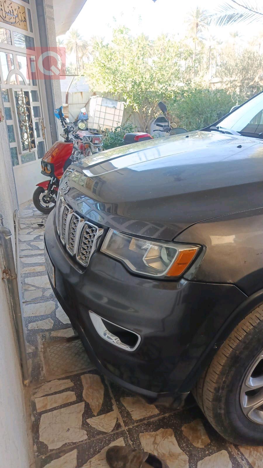 جيب جراند شيروكي